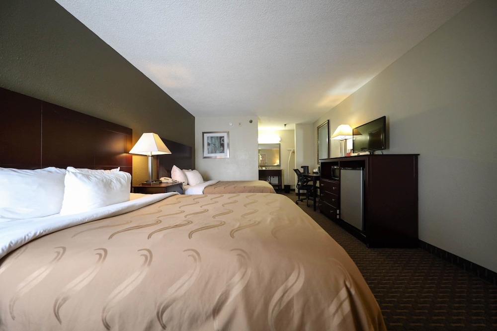 Quality Inn Akron - Fairlawn in Akron, United States