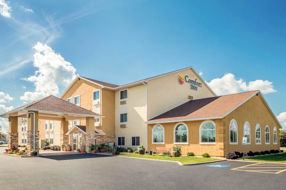 Comfort Inn Ottawa Starved Rock Area in Ottawa | Best Rates & Deals on