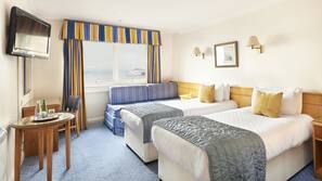 Desk, iron/ironing board, free WiFi, linens