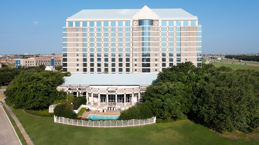 Renaissance Dallas North Hotel