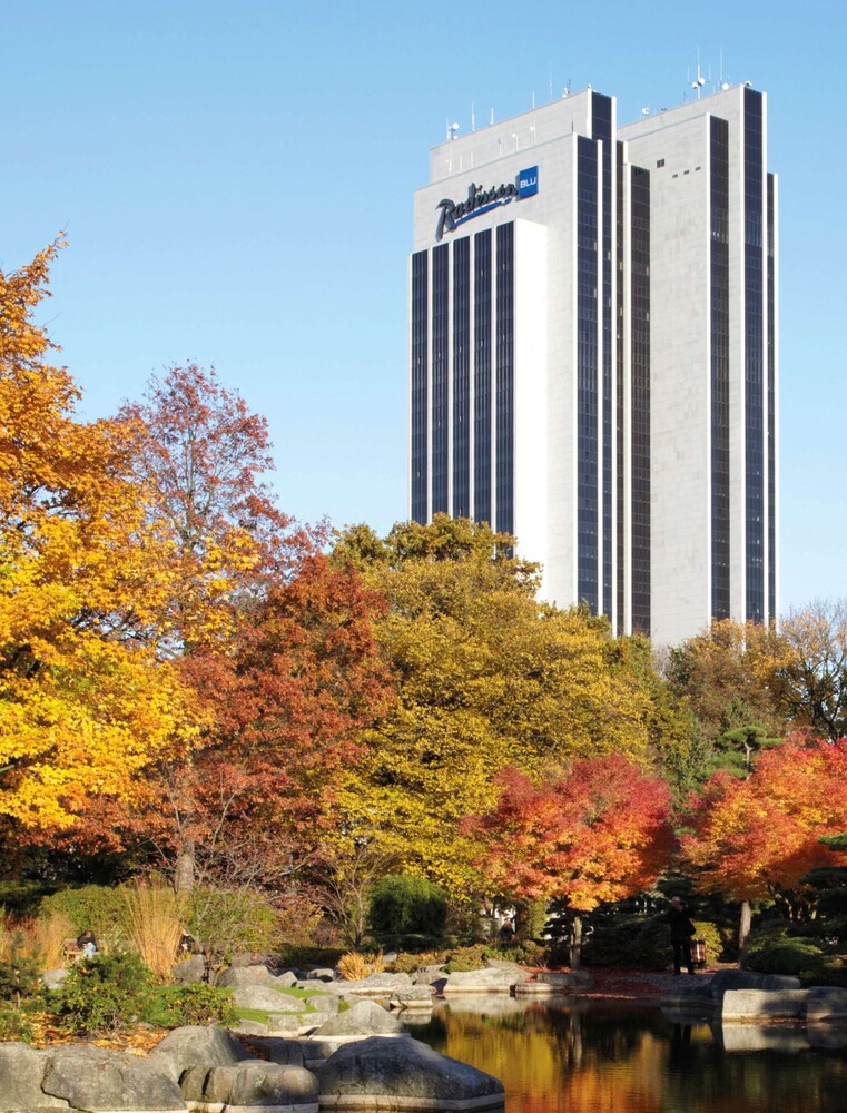 picture Radisson Blu Minneapolis Room Service Menu radisson blu hotel hamburg in hamburg
