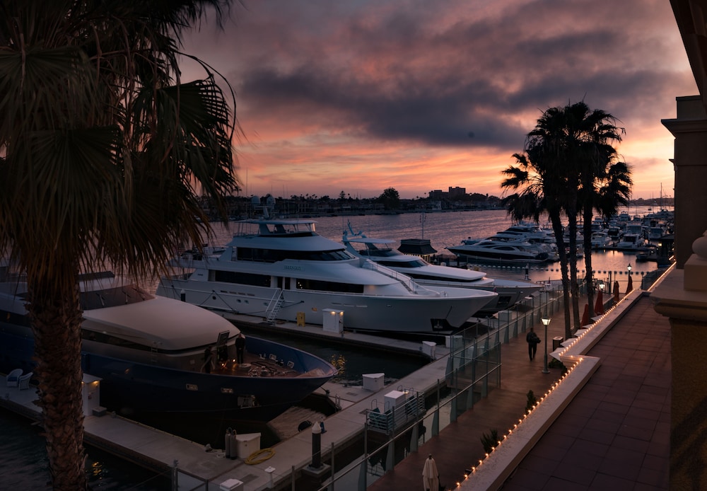 Balboa Bay Resort