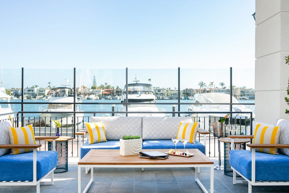 Balboa Bay Resort