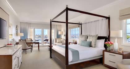Balboa Bay Resort