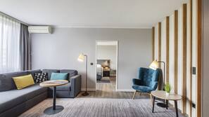 Allergikerbettwaren, Minibar, Zimmersafe, individuell dekoriert