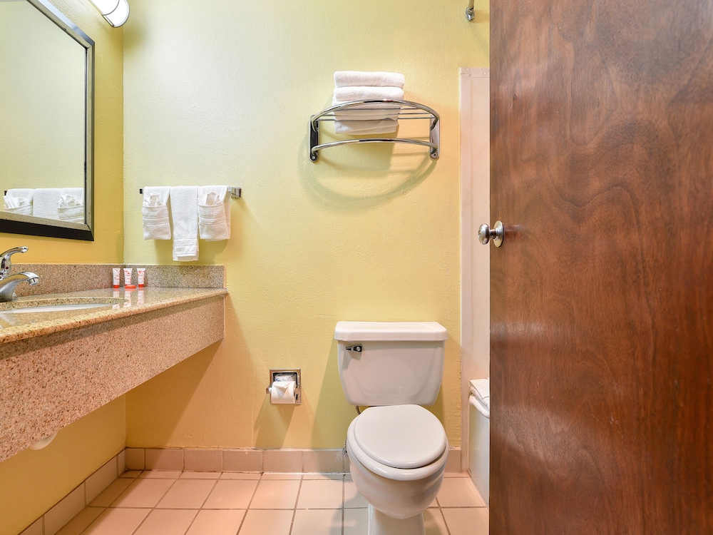 Travelodge by Wyndham Enid in Enid Best Rates & Deals on Orbitz