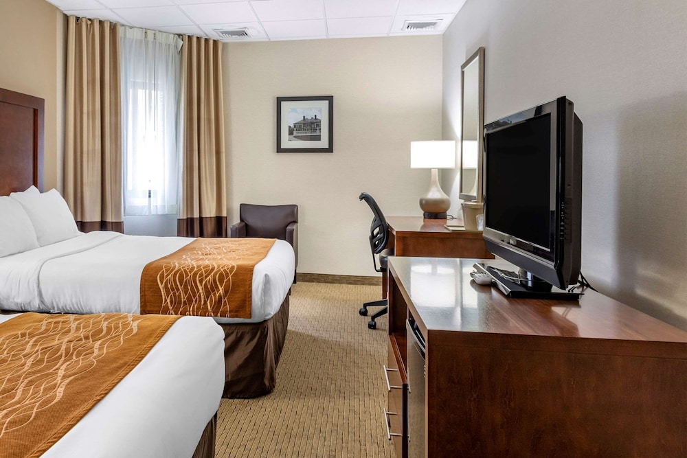 Comfort Inn Syosset - Long Island