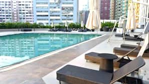 Seasonal outdoor pool