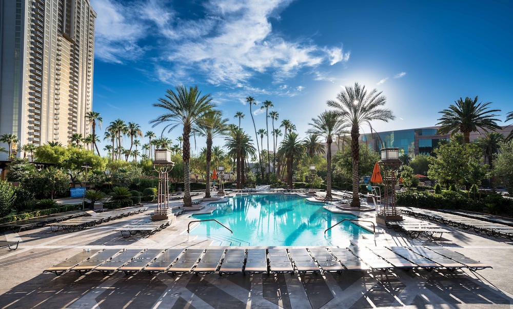 Pool, MGM Grand Hotel & Casino