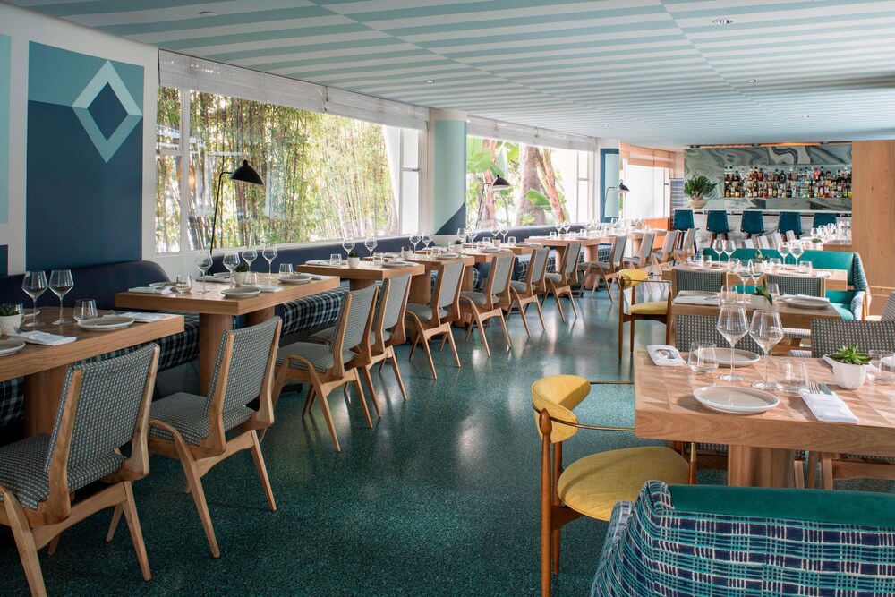 Restaurant, Avalon Hotel Beverly Hills, a Member of Design Hotels