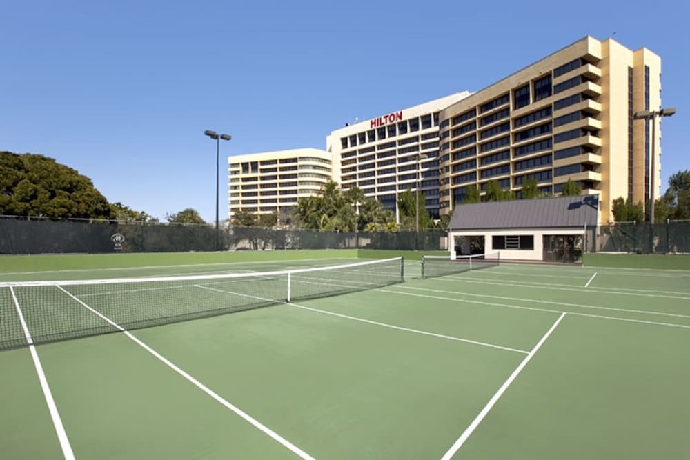 Hilton Miami Airport Blue Lagoon