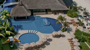 4 outdoor pools