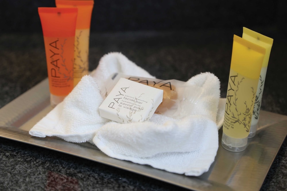 Bathroom amenities, Surfbreak Oceanfront Hotel, Ascend Hotel Collection