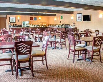 Comfort Inn North Conference Center Columbus COMFORT