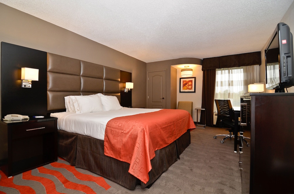 Holiday Inn Express Burlington, an IHG Hotel