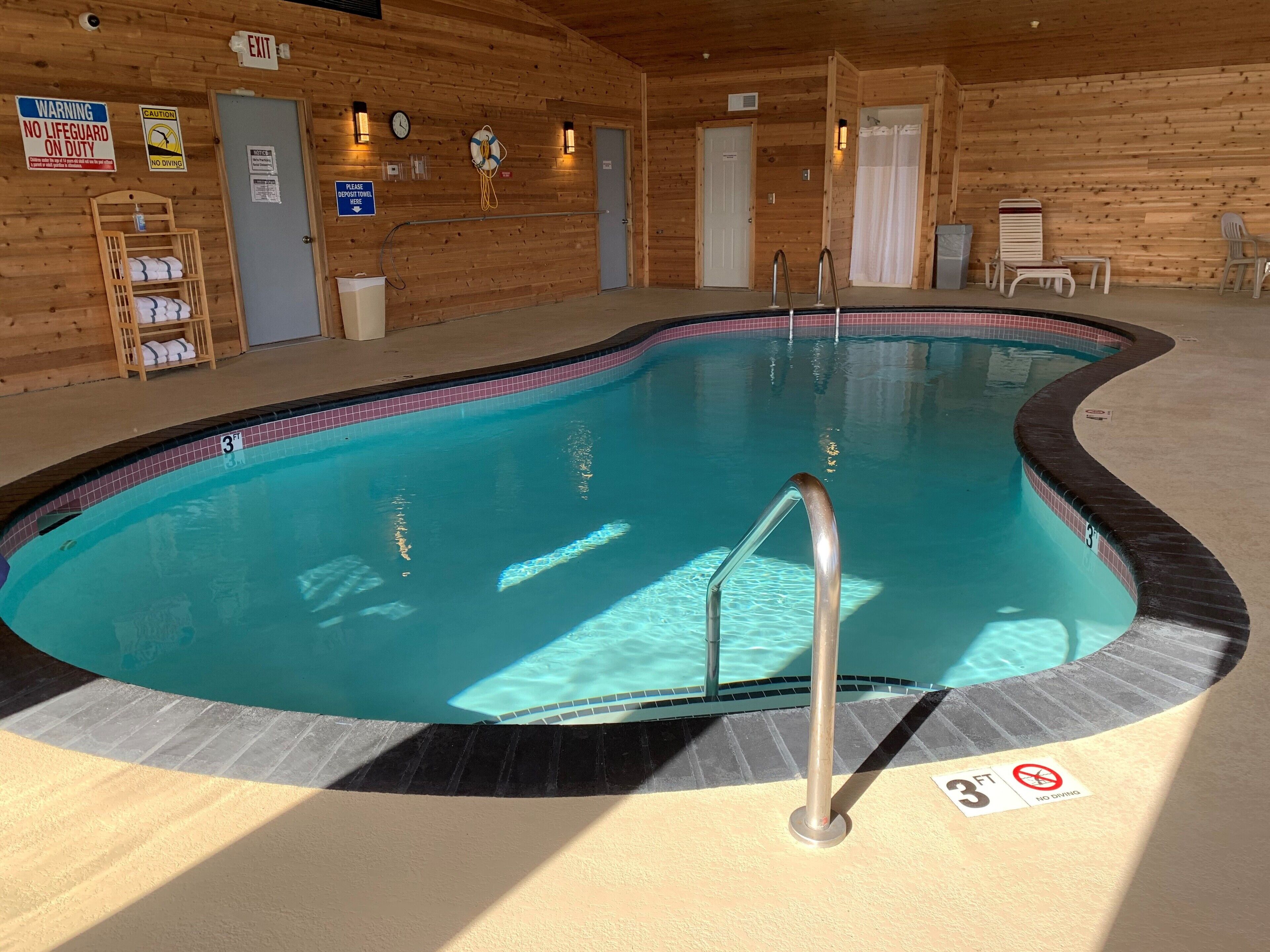 Days Inn By Wyndham Hinckley In Hinckley Mn Expedia