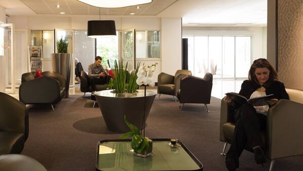 Siddeområde i lobby