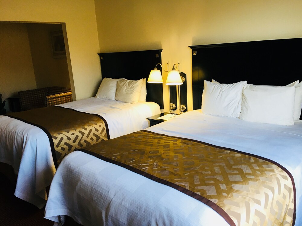 Best Western Bar Harbour Inn in Massapequa Park Best Rates & Deals on