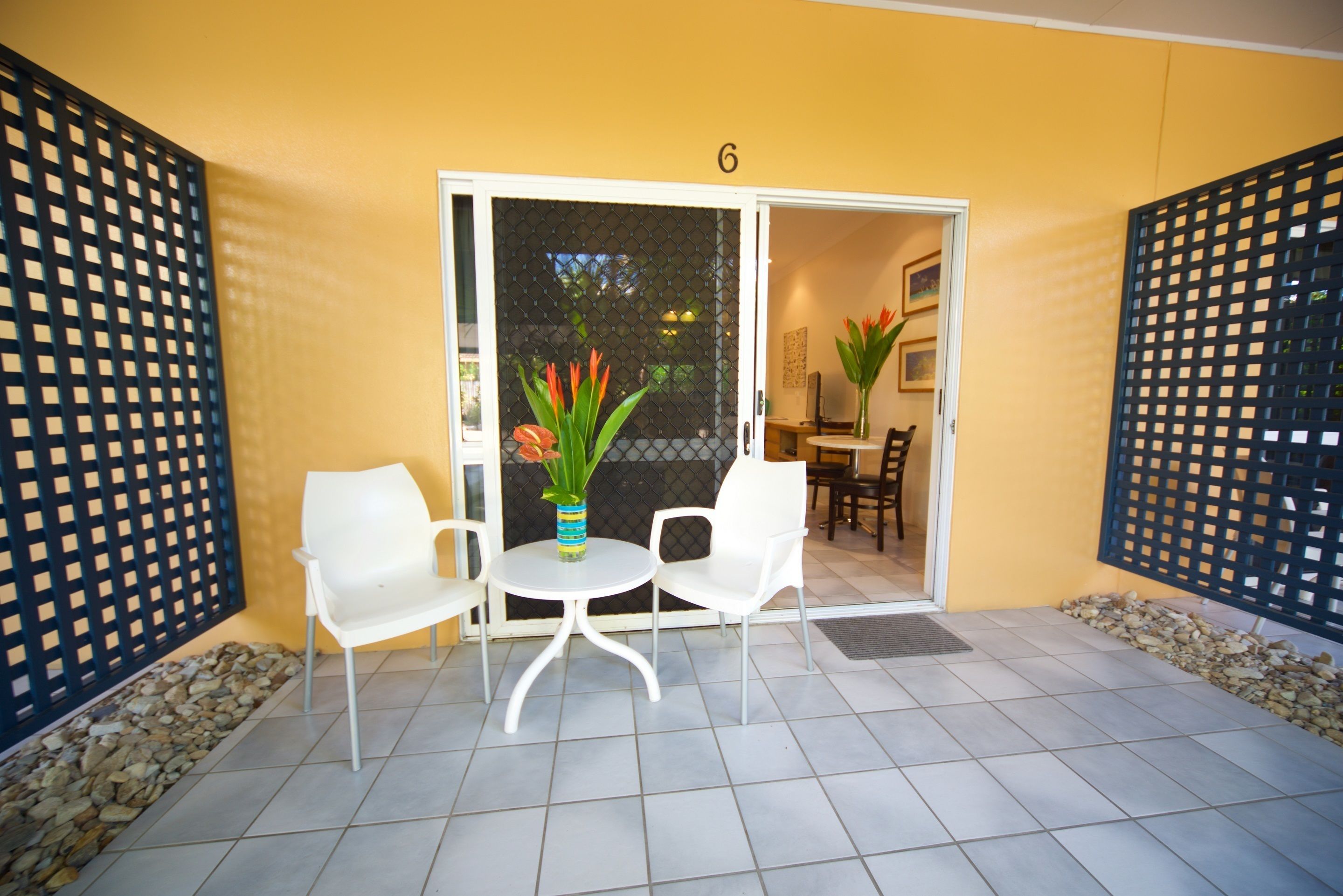 Lazy Lizard Motor Inn