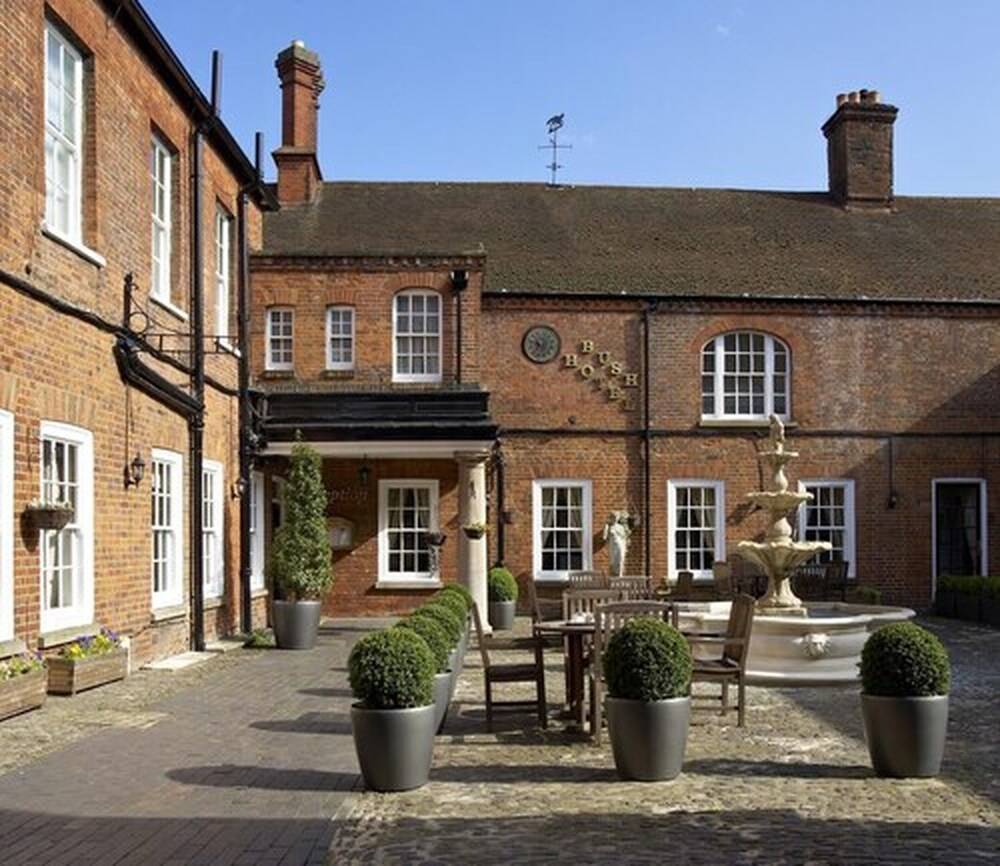 Bush Hotel Farnham