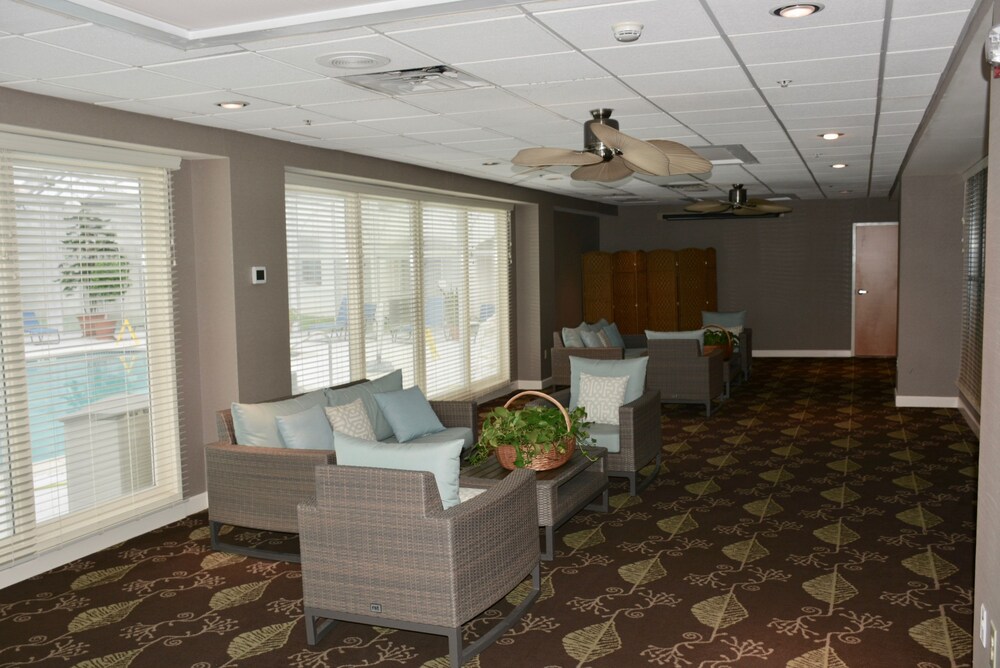 DoubleTree Suites by Hilton Hotel Mt. Laurel