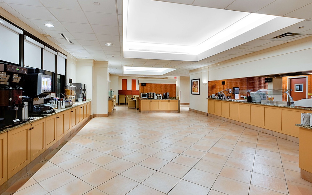 Embassy Suites by Hilton Tampa Airport Westshore