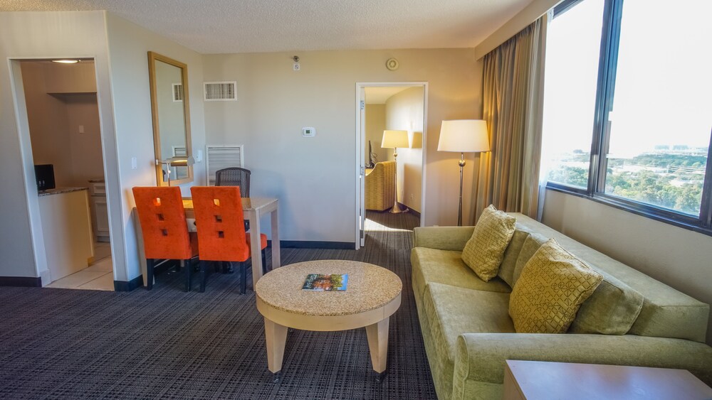 Embassy Suites by Hilton Tampa Airport Westshore