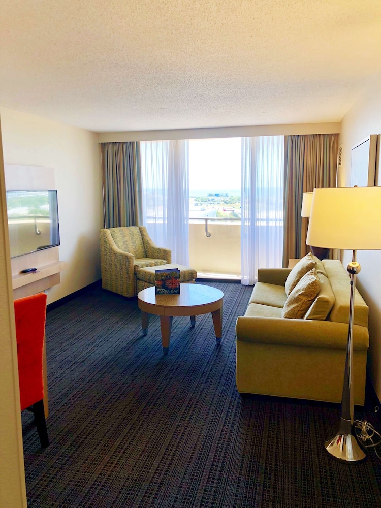 Embassy Suites by Hilton Tampa Airport Westshore