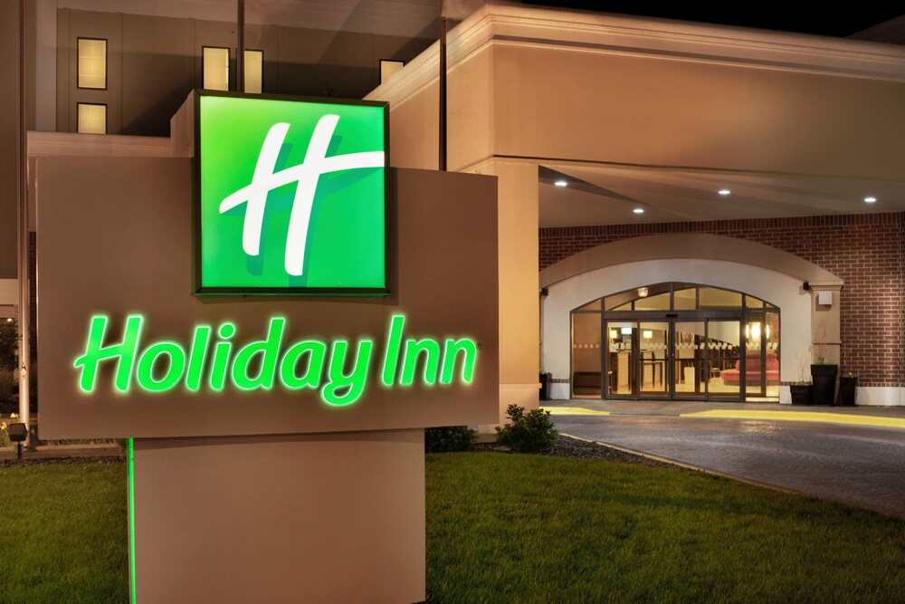 Holiday Inn Dubuque/Galena, an IHG Hotel