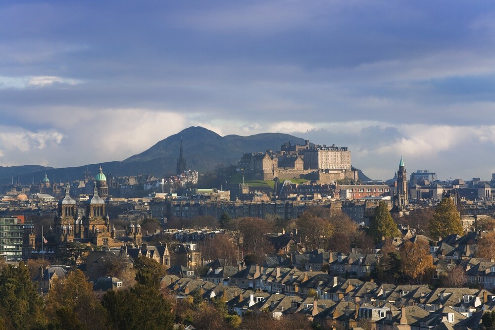 Holiday Inn Express Edinburgh City West, an IHG Hotel