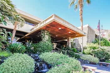 Palm Springs Tennis Club, a VRI resort