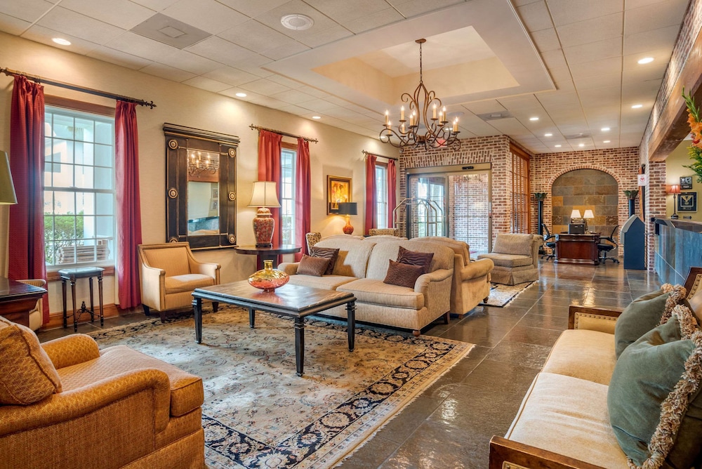 Clarion Inn and Conference Center