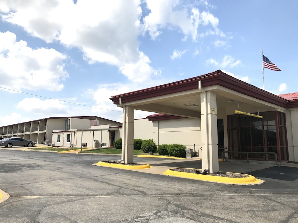 Days Inn by Wyndham Joplin