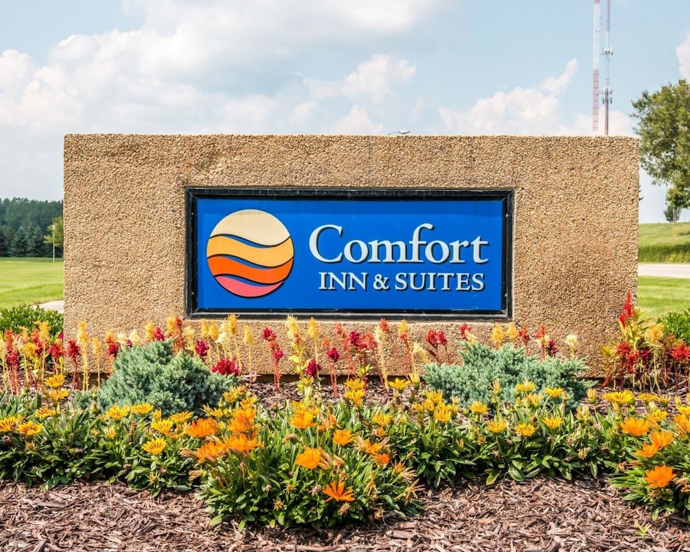 Comfort Inn Suites And Conference Center In Mount Pleasant