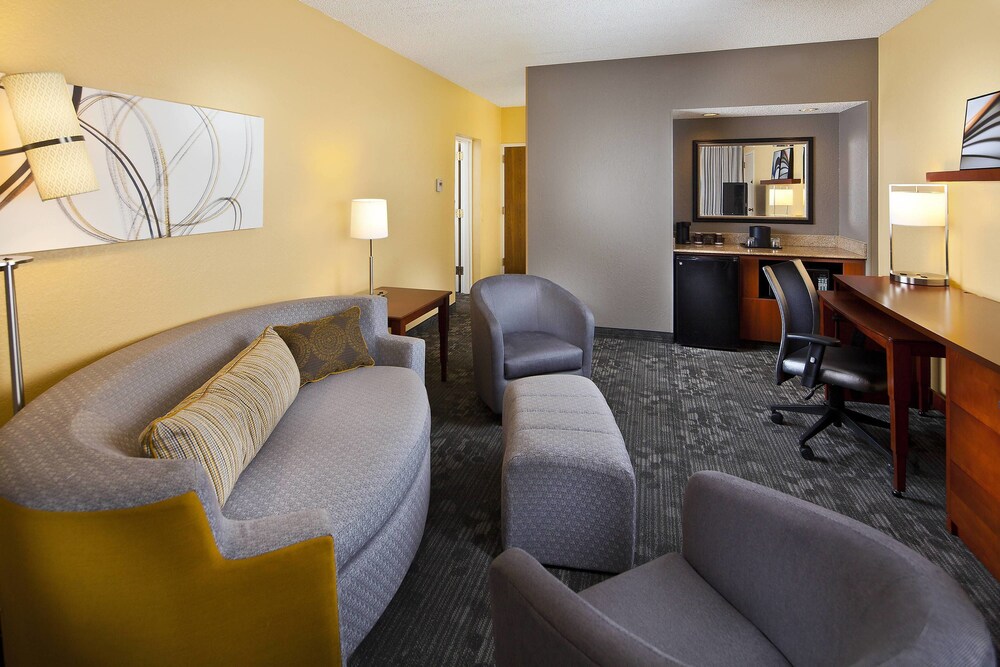 Courtyard by Marriott Miami Airport West/Doral