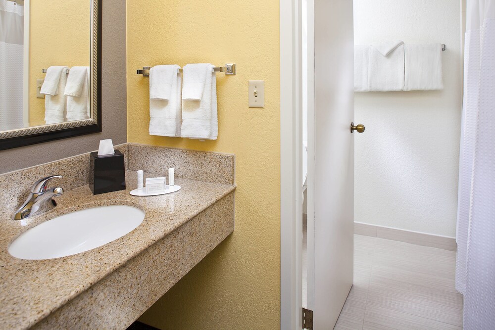 Courtyard by Marriott Miami Airport West/Doral