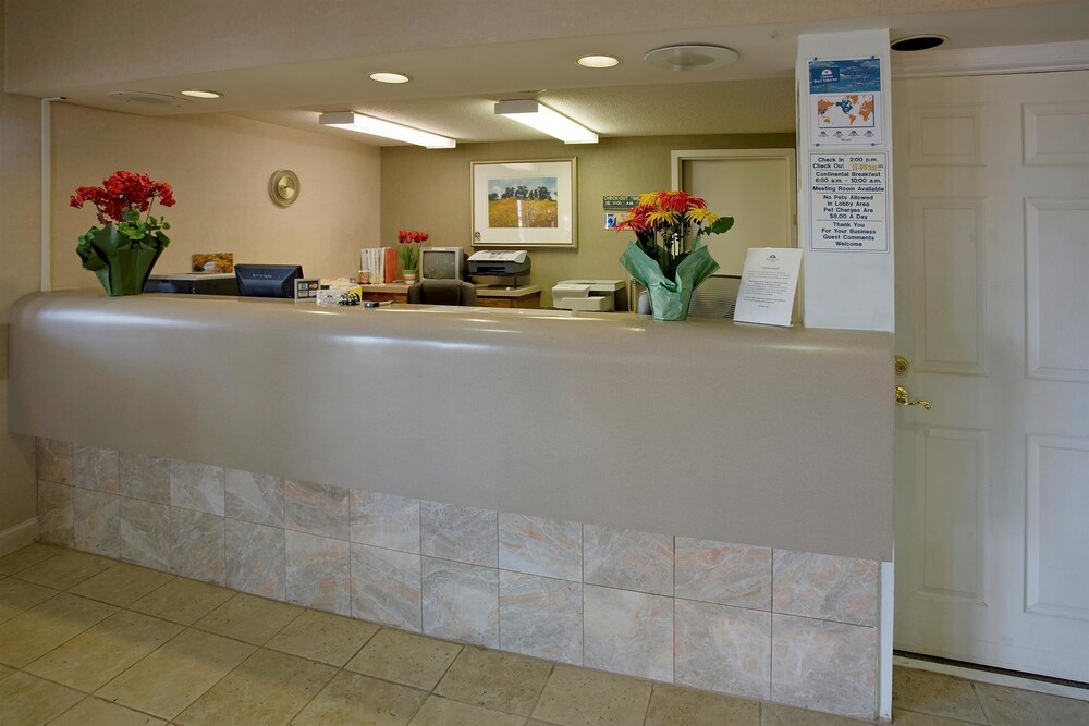 Americas Best Value Inn & Suites Murfreesboro