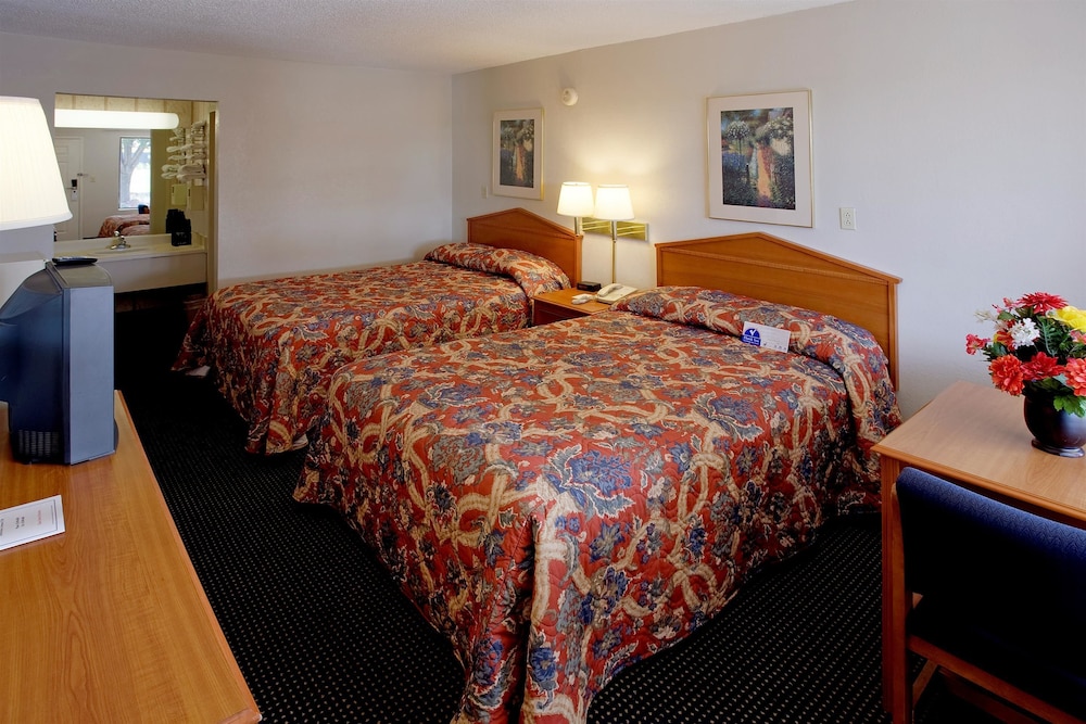 Americas Best Value Inn & Suites Murfreesboro