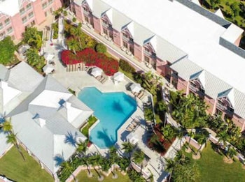 Comfort Suites Paradise Island Reviews Photos Rates