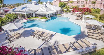 Comfort Suites Paradise Island
