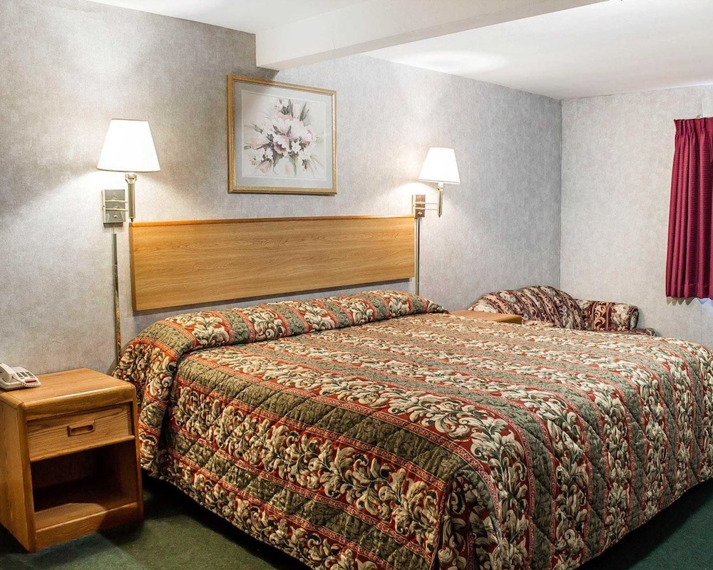 Rodeway Inn Moosic Scranton in Moosic 80 Best Rates & Deals on Orbitz
