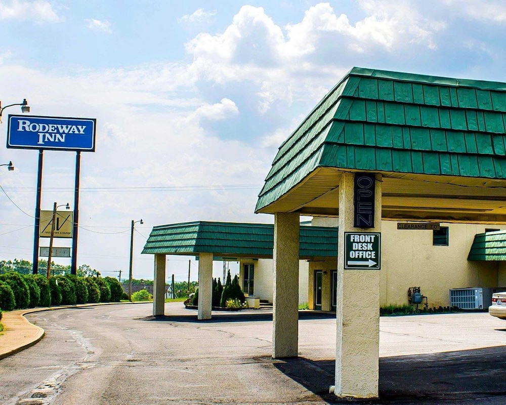 Rodeway Inn Moosic Scranton in Moosic 80 Best Rates & Deals on Orbitz