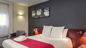In-room safe, desk, soundproofing, iron/ironing board