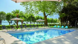 Piscina all'aperto