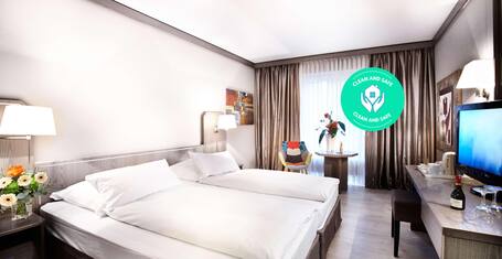 Burns Art Hotel In Dusseldorf Germany Expedia