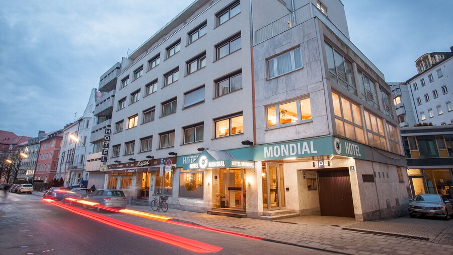 Centro Hotel Mondial