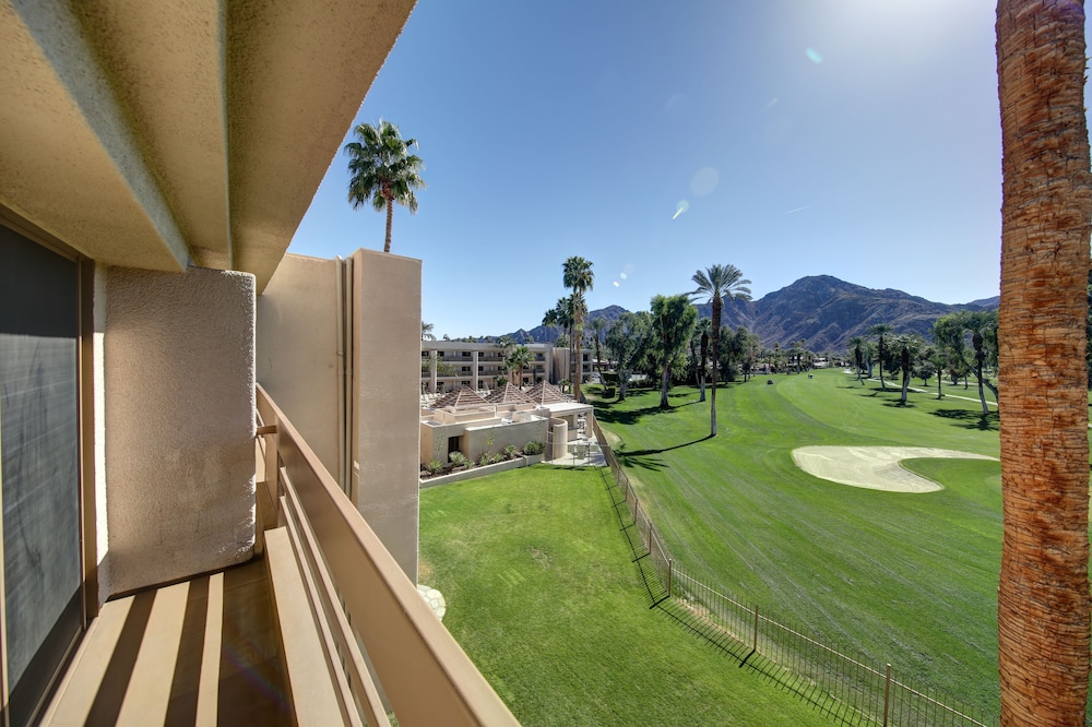 Indian Wells Resort Hotel