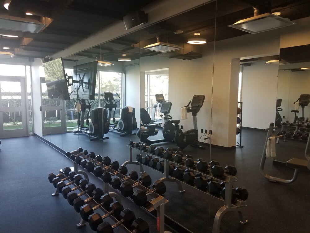 Fitness facility, Lorenzo Hotel