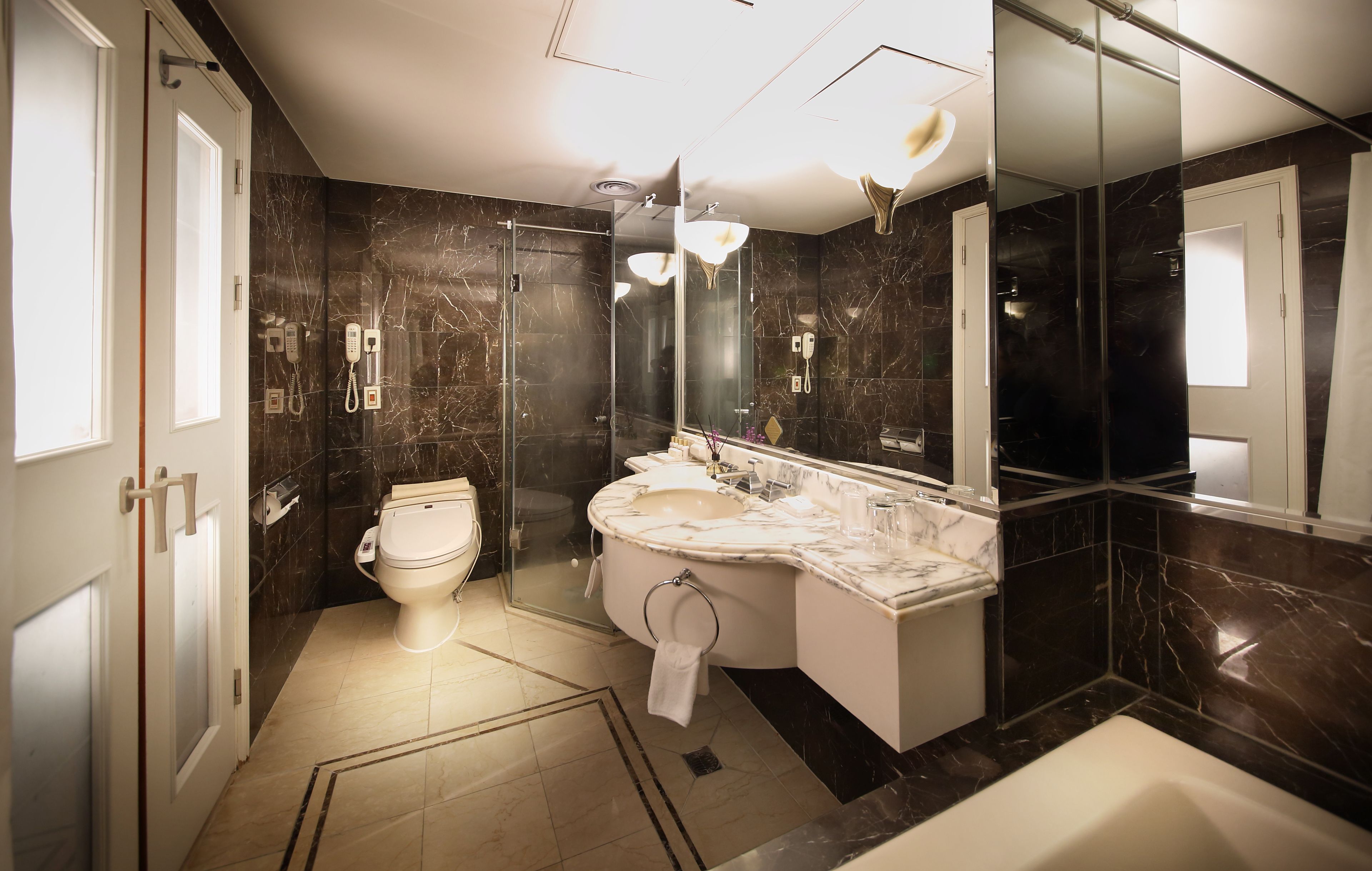 コリアナ ホテル 口コミ 部屋写真 料金 お得情報 エクスペディア