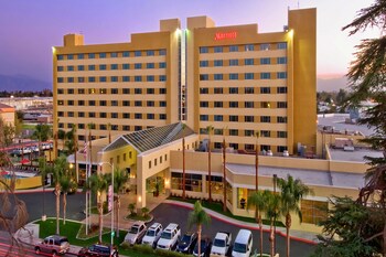 Bakersfield Marriott at the Convention Center